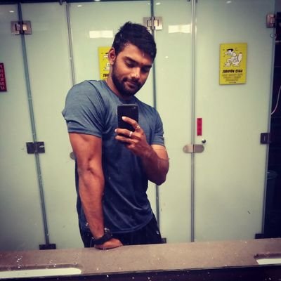 certified fitness trainer from ifsa 
karma believer
viratian♥️
chubby Love forever ♥️🐒