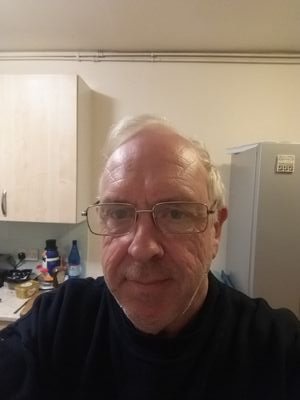 young 60 happy warm caring kinky guy. hating my job as a driver looking for something better. trying to live life.
