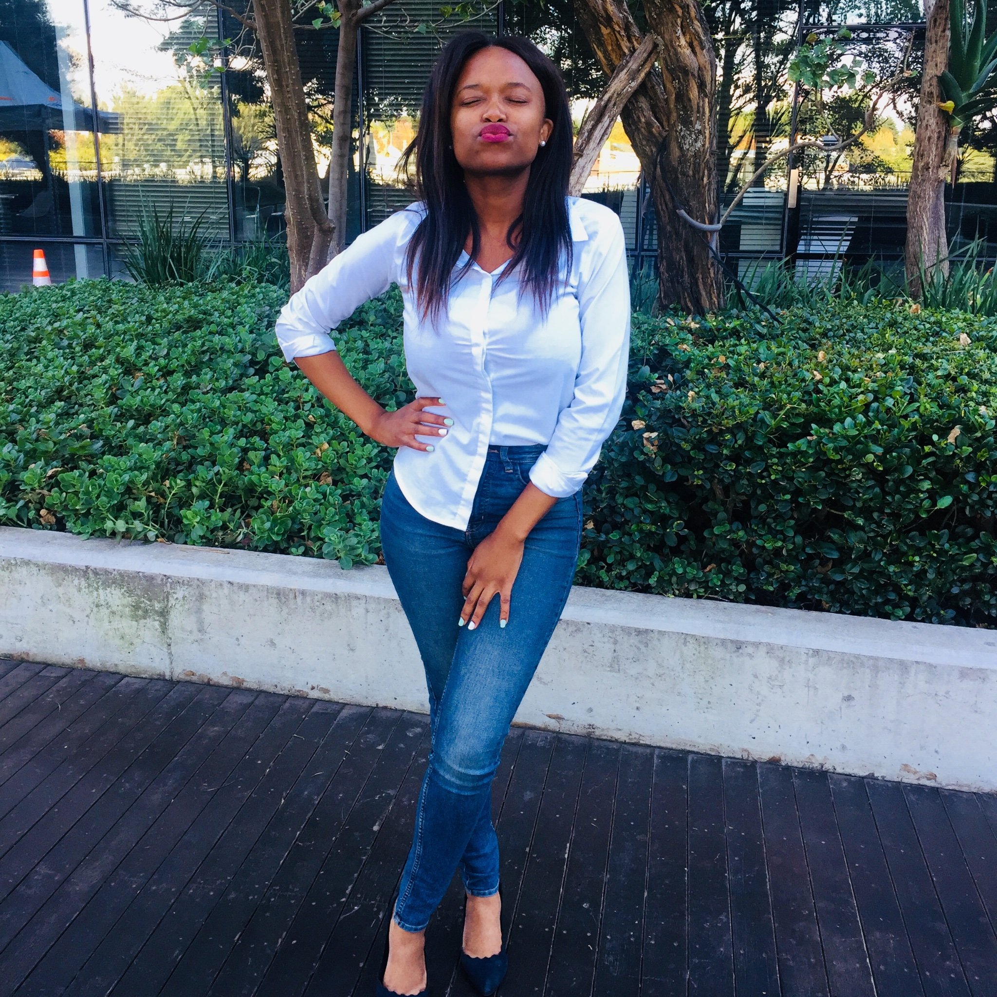 _PhyX's profile picture. Economic Sciences🎓|| A real life unicorn🦄