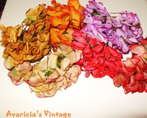 A Dago Broad, I Collect & Sell Vintage Millinery Flowers, Foil Xmas Craft Leaves,Clothing,Hats,Antiques.
