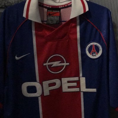 fière d’être parisien 🔴