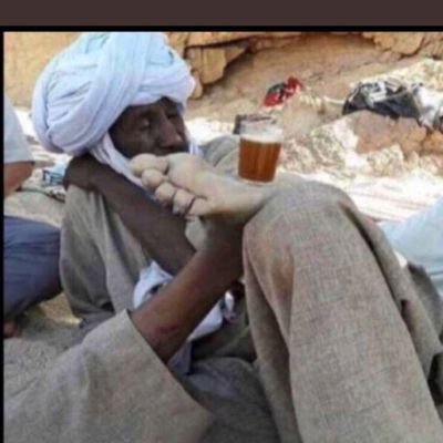 كن كالمطر أينما وقع نفع٠٠ألا ترى أنه لايميز حين يتساقط بين قصور الأغنياء وأكواخ الفقراء وبين حدائق الأغنياء وحقول الفقراء