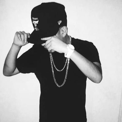 Snapchat: @L_beatz001
Instagram: @Aneko505

https://t.co/tmuh4AK2pt 
https://t.co/r7ZW5wWtZK