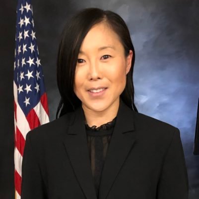 Orthopaedic Surgeon. Specializing in Foot & Ankle Surgery. Faculty @SAMMCOrtho. US Army Physician Leader. Running enthusiast. Lifelong learner.