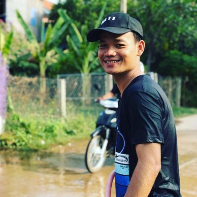 tolaphann's profile picture. Hello