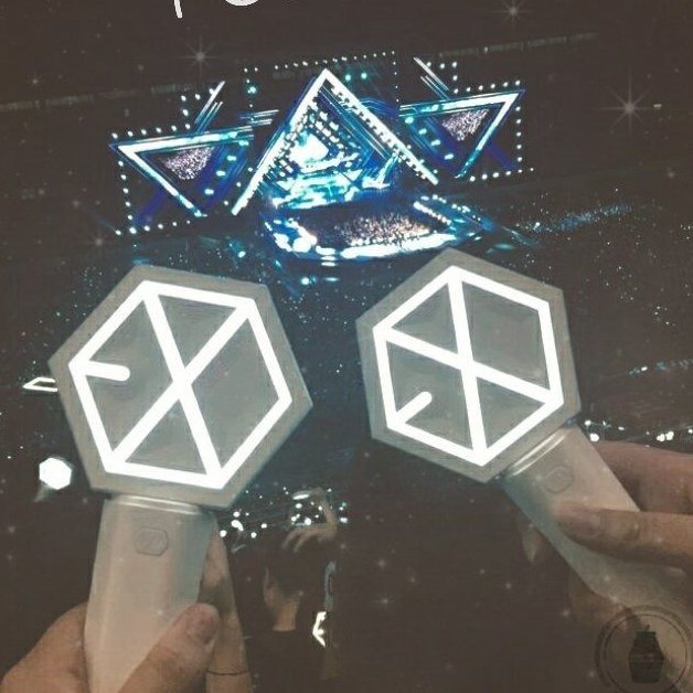 WE ARE ONE
EXO 사랑하자 ❤️