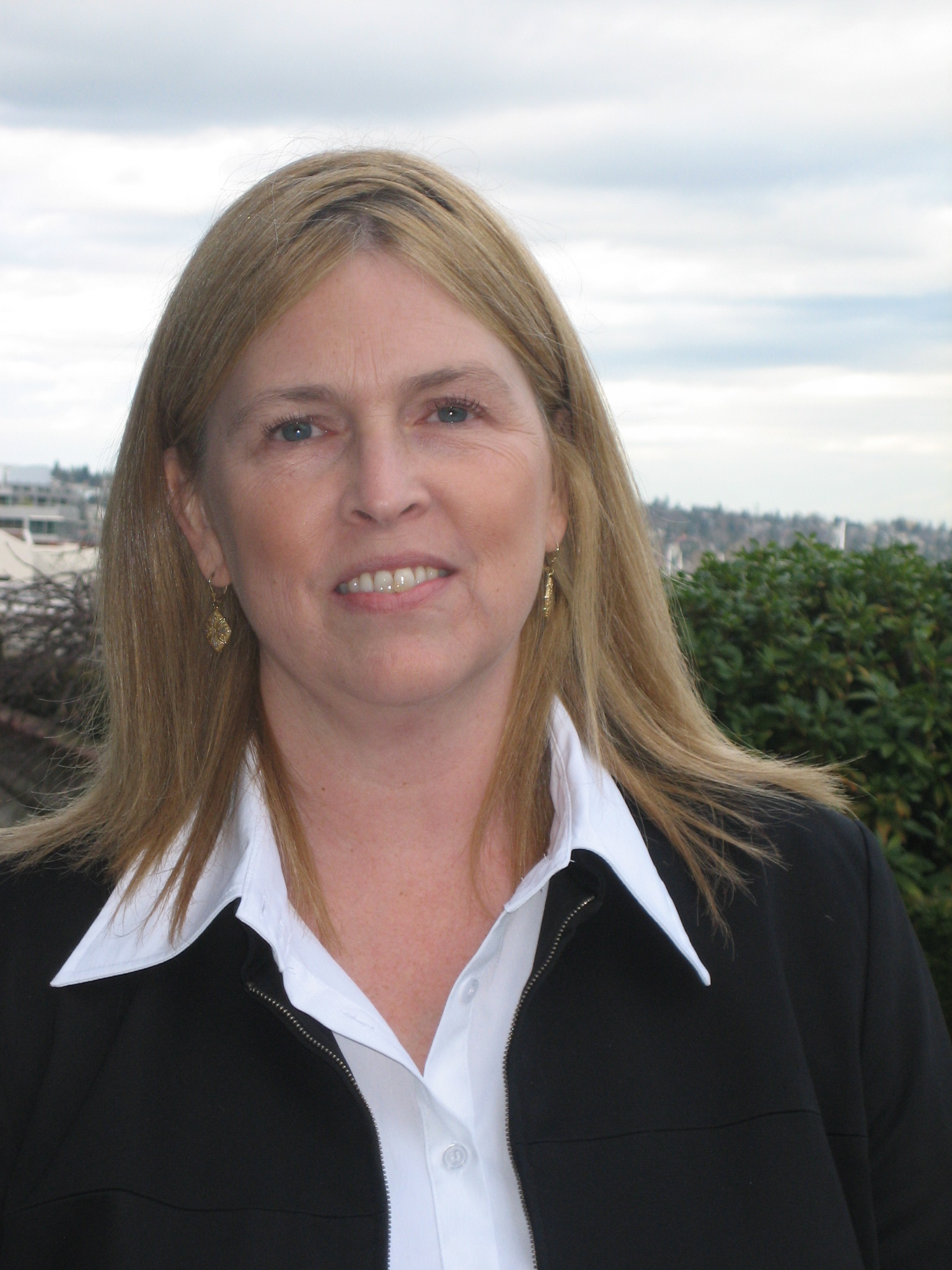 Consulting Partner Albright & O'Malley & Brenner Consulting, Merrill High School Grad '77, U.W. Oshkosh Grad in Radio TV Film '81, Country Music fanatic