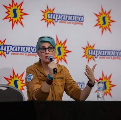 candicemg's profile picture. Made in Cape Town, reinvented in Oz. 🍍 Writer, producer, podcast host 🐢 & I science things. 🚀 Frequent flyer. 📺 Live a life less ordinary. @rwcproductions