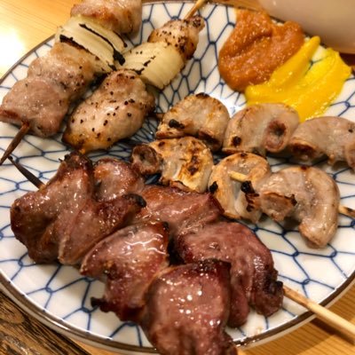 嫁と希望は死ぬまで抱く。まぁ独身だがな😂神奈川在住のアラフォーリーマン👨🏻💼最近はラーメン二郎を食べると具合いが悪くなります🍜 赤提灯ライフ🏮