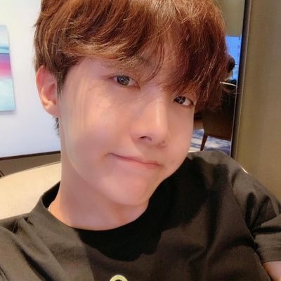 그냥 춤 ~💕 

Hoseok Biased 👀