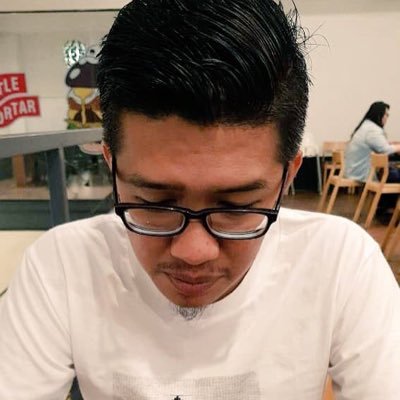 angk3r4h's profile picture. human being with small number of followers.