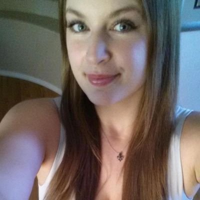 Isabell31417056's profile picture. 