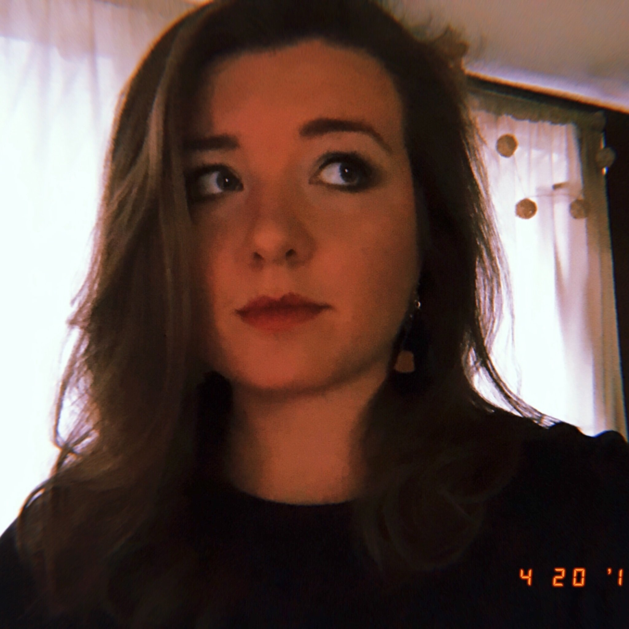everybody's talkin' 'bout the stormy weather
she/ella