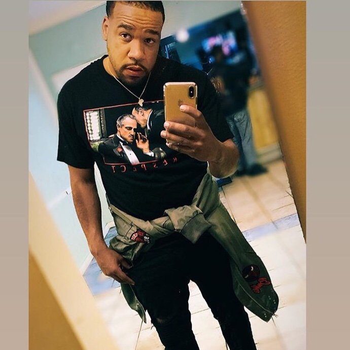 Jay04476348's profile picture. Ok, where do I start? Well, I love any outdoor activities, tennis, camping, hiking, biking and various sports. Oh yeah -- I am loyal, honest