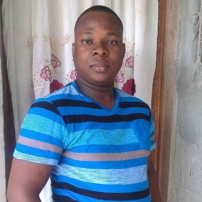 ebedbenoit30's profile picture. T-panta