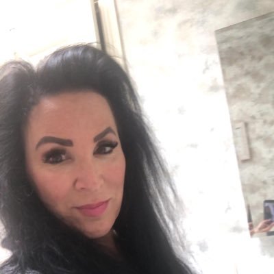 caryn95253978's profile picture. 