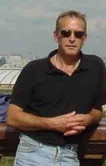 Networker, Marketer, here to help people to make their first money online