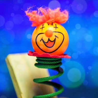 celsob24c's profile picture. extrovertido, curioso, hiperactivo, defensor de todos los derechos en general, fan de series, cine y cultura, no tengo miedo a la muerte, sino a la vida...