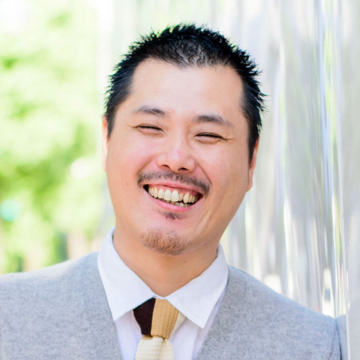 YTK217's profile picture. お仕事はゲイの心理カウンセラーな43歳。心理カウンセラーのキャリアは約18年。（著書：孤独な世界の歩き方https://t.co/q036evo7fe）このアカウントは仕事用ではなくて個人用でしています。仕事関連はFacebookやWEBサイトにて。P･M･Rの公式アカはこちら→@crpmr ※いいねはログメモ用です。