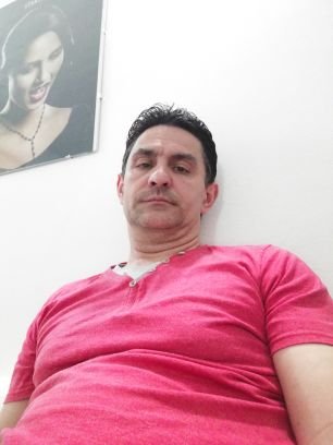 Simion59588932's profile picture. Căsătorit