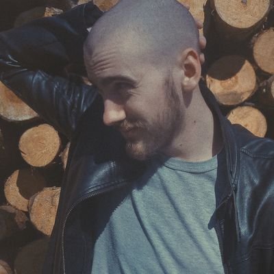 ceo of ads at https://t.co/VLNnAlzPDL, edited @magazinecrows, taking psych damage from watching MUFC