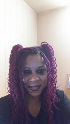 HI, MY NAME IS PEARLINNA......... I WILL BE 37 Yrs. Old NEXT THURSDAY ON APRIL THE 23rd. I AM A VERY BULL-HEADED, OUTGOING, & STRONG-MINDED BLACK AFRICAN-AMER