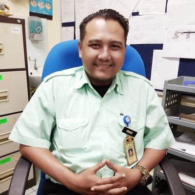 mohdirw28280722's profile picture. Mark Eey