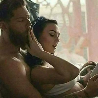 ‏.رغم بساطة الأفعال الصادِقة
 إلا أنهآ تصنع في القلب إحساس
عمْيق لا تصله كبائر المَجآملات.



⇢⇢ ❥❥❥