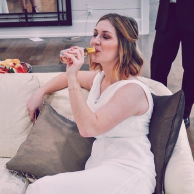 Megan_Liza's profile picture. rosé is my favorite color | she/her