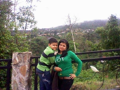 YUSNELYJR's profile picture. soy realista y lo que no me hacer sentir feliz simplemte no permanece en mi vida, Asi no me perjudique o no me haga daño. Debemos ser realmente felices...