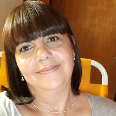 Es gracioso como funciona eso. En ocasiones el no hablar dice más que todas las palabras del mundo.