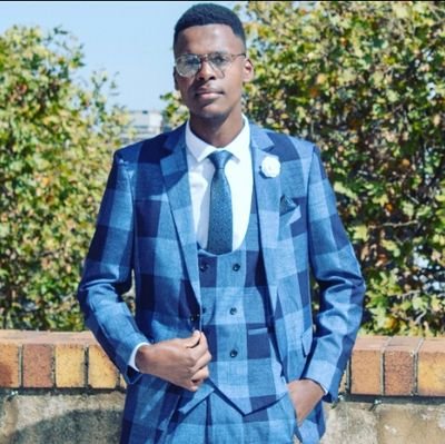 Self-driven | motivated | positive| Aspiring film maker 🎬 entrepreneur💼 Scholar & Author📚|| Activist ✊ Leader