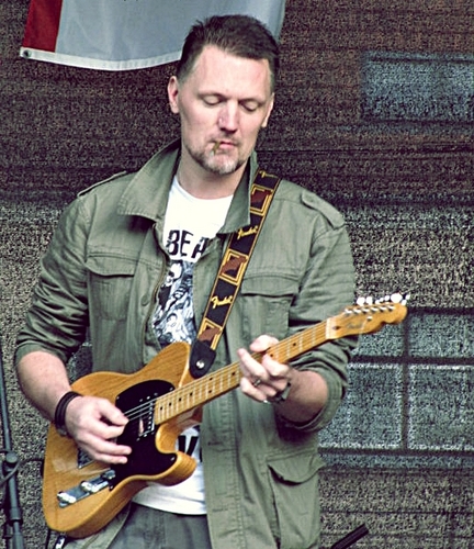 Avilius's profile picture. Silence is the best Music