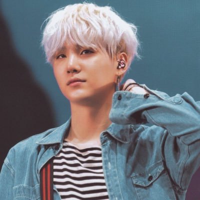 this account is mostly retweets and sometimes for voting only.