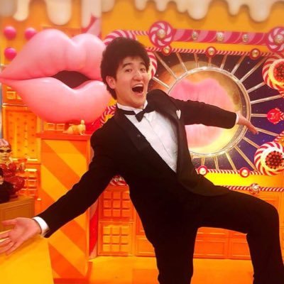 The World Whistling Champion. 世界一の口笛奏者。東京藝術大学音環→音楽教育。2017年『マツコの知らない世界』出演。時々バイオリンと歌、その他色々。ご依頼:Whistler.romu.romu@gmail.com