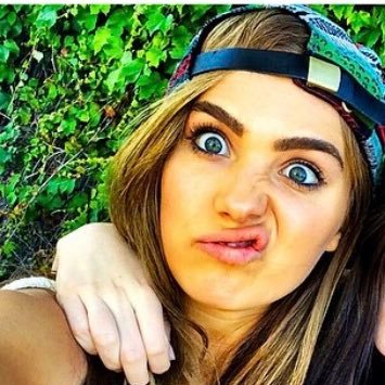 Itsmethaay's profile picture. seja leve,releve