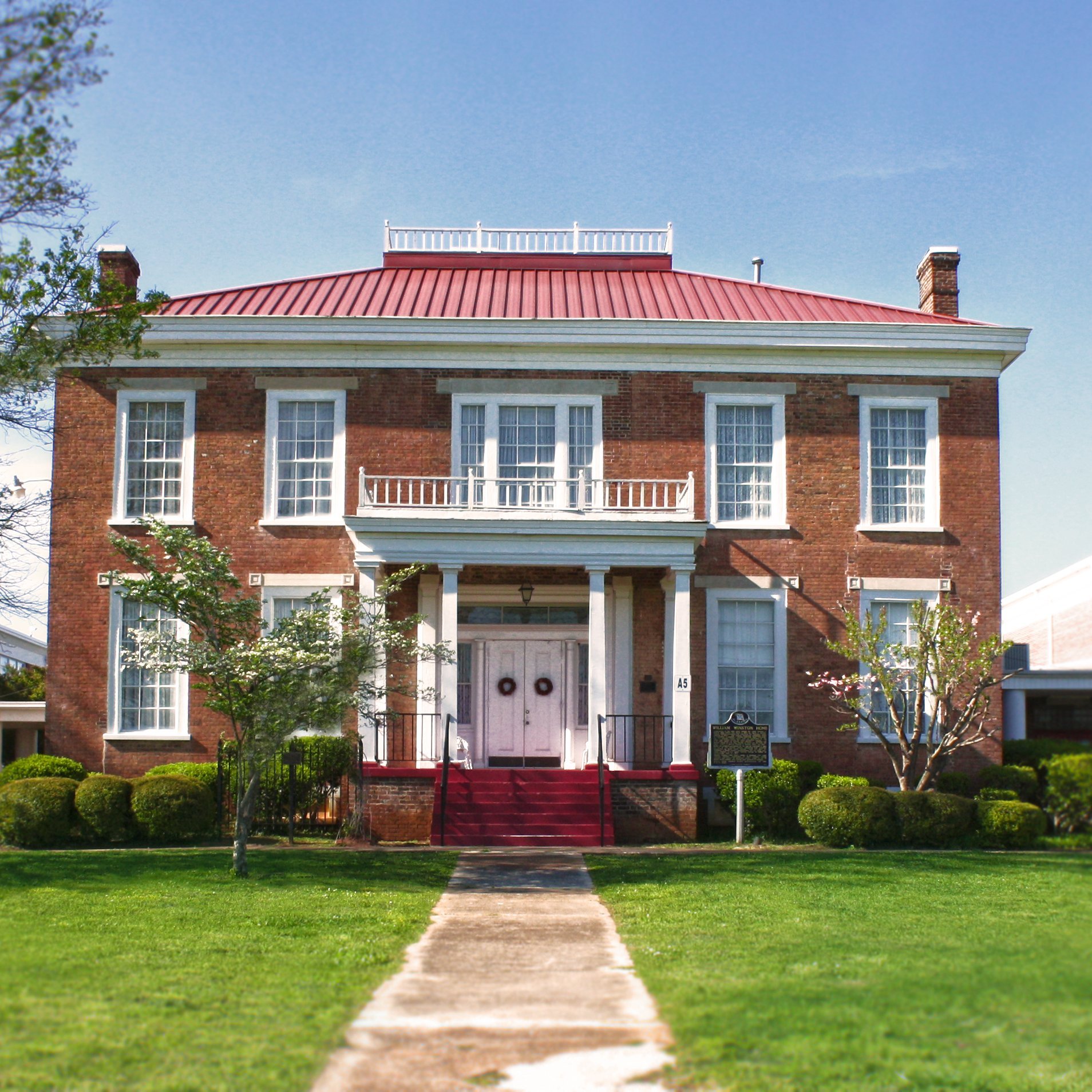 Deshler High School is a public high school located in Tuscumbia, Alabama.