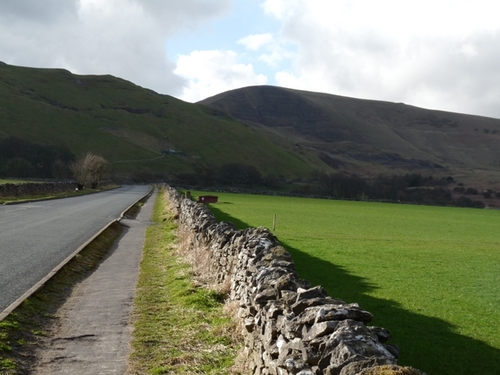 Found in the heart of the Derbyshire Peak District National Park, Castleton village is the most famous honeypot village in the esteemed district.