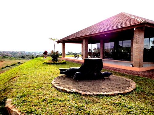 Contato: (51) 34350480
E-mail: paraisopark@brturbo.com.br
VENHA CONHECER !!!