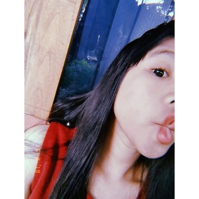 nerbiarevaa's profile picture. newaccount😍