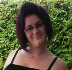 decorcfl's profile picture. J'ai fondé decorcfl!! Je fait de la decoration interieur et du home staging avec une passion. Fait apel a decorcfl