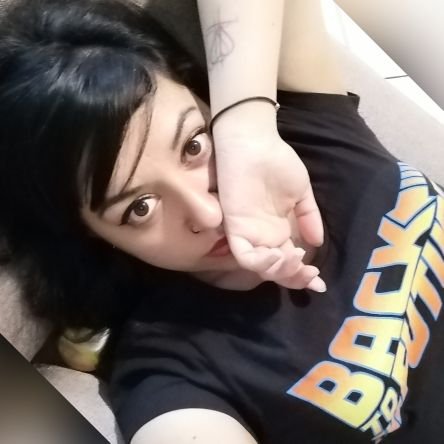 Comunicóloga de la UNAM, PUMAS, movies, photo, music, drinks, zombies & red lips. Rage&Love 🖤❤️ https://t.co/AJR5nH5OiT