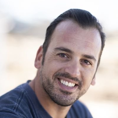 stevengrech's profile picture. 🚀 Digital Product Innovator & Entrepreneur | 20+ yrs in Product & Business Transformation | Transforming ideas into digital realities 🌐