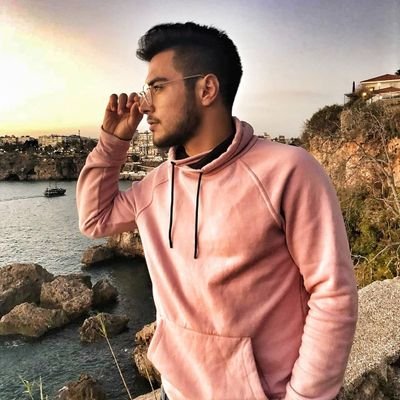 suleymnozdemirr's profile picture. 