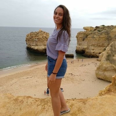 Mi universo está aquí adentro,donde vives tú y por suerte vivo yo