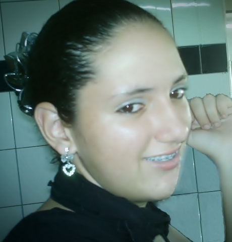 TainaCferre's profile picture. 