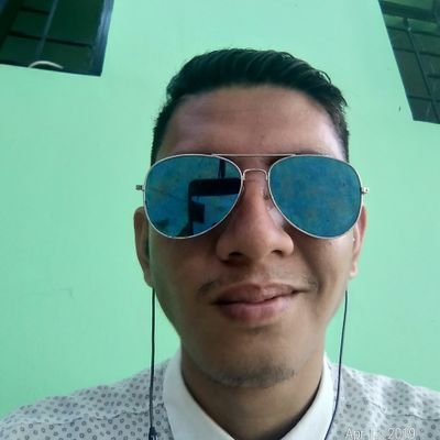 thonynacomel's profile picture. Male 🎾 player 21 single Information Technologist