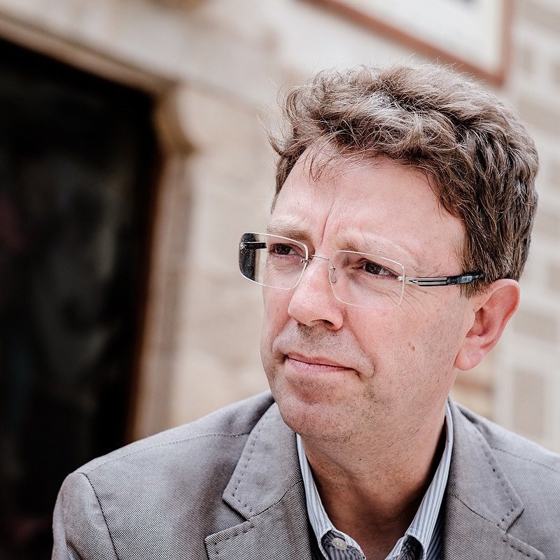 Economista. Adec Assessors. PIMEC Madrid. URV. Corts Generals (Senador i Diputat) 2011-2023 . Alcalde de Tortosa 2007-2018.