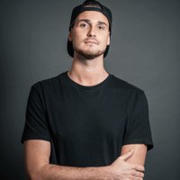 Tiefblau (@iamtiefblau) 's Twitter Profile