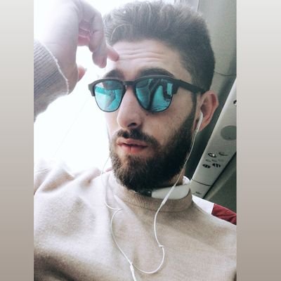 Y es que la cordura, fué una enfermedad que me quite hace ya tiempo.